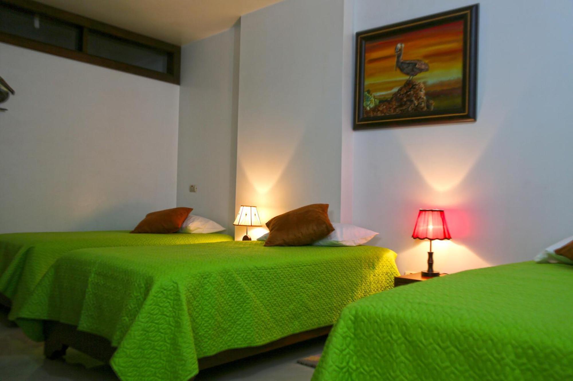 Hotel Star Fish Puerto Villamil Exterior foto