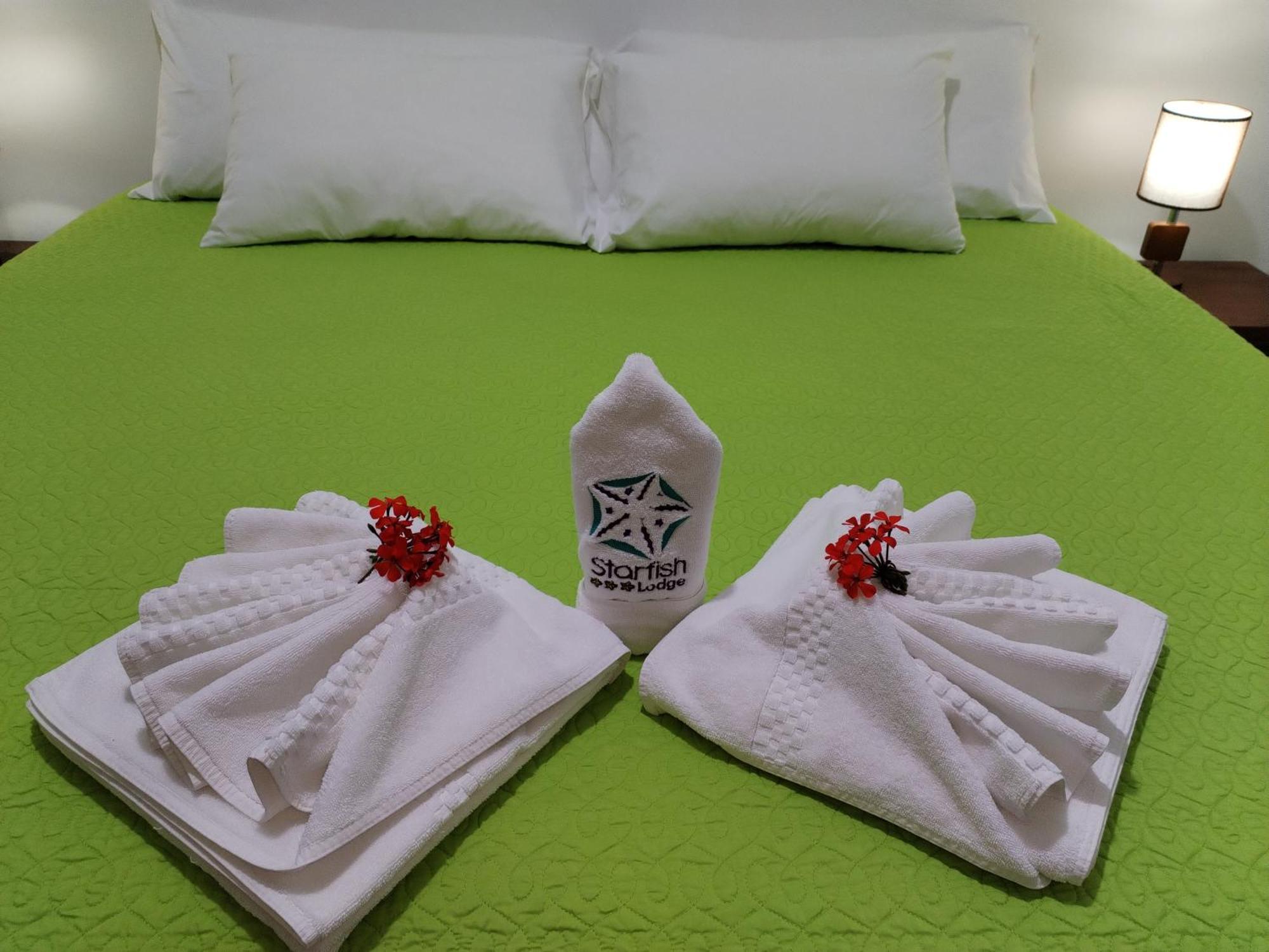 Hotel Star Fish Puerto Villamil Exterior foto